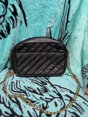 Giani Bernini Black Quilted Crossbody with Gold Chain